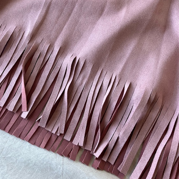 NWT! Necessary Objects faux suede fringe pink skirt - Picture 4 of 4